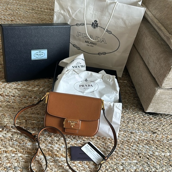 prada "embleme flap" small saffiano COGNAC purse BRAND NEWWW - Picture 3 of 17